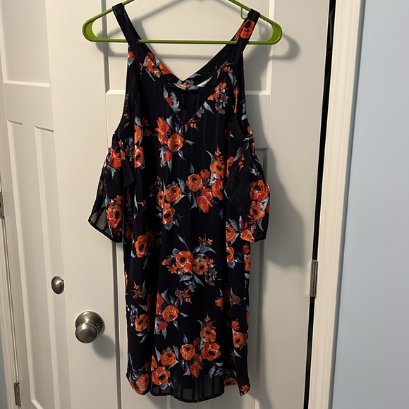 Sheer lined floral navy dress with cutoff sleeves - Picture 2 of 5